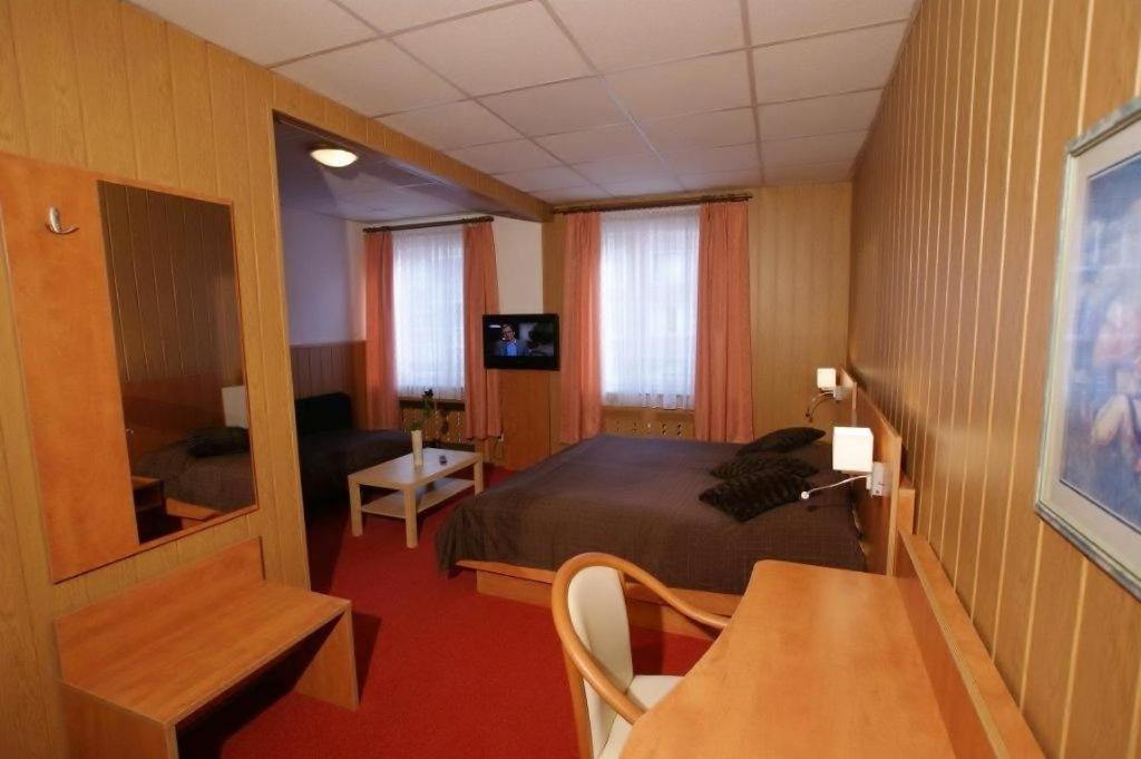 Hotel Elbinger Platz Бремерхафен Номер фото